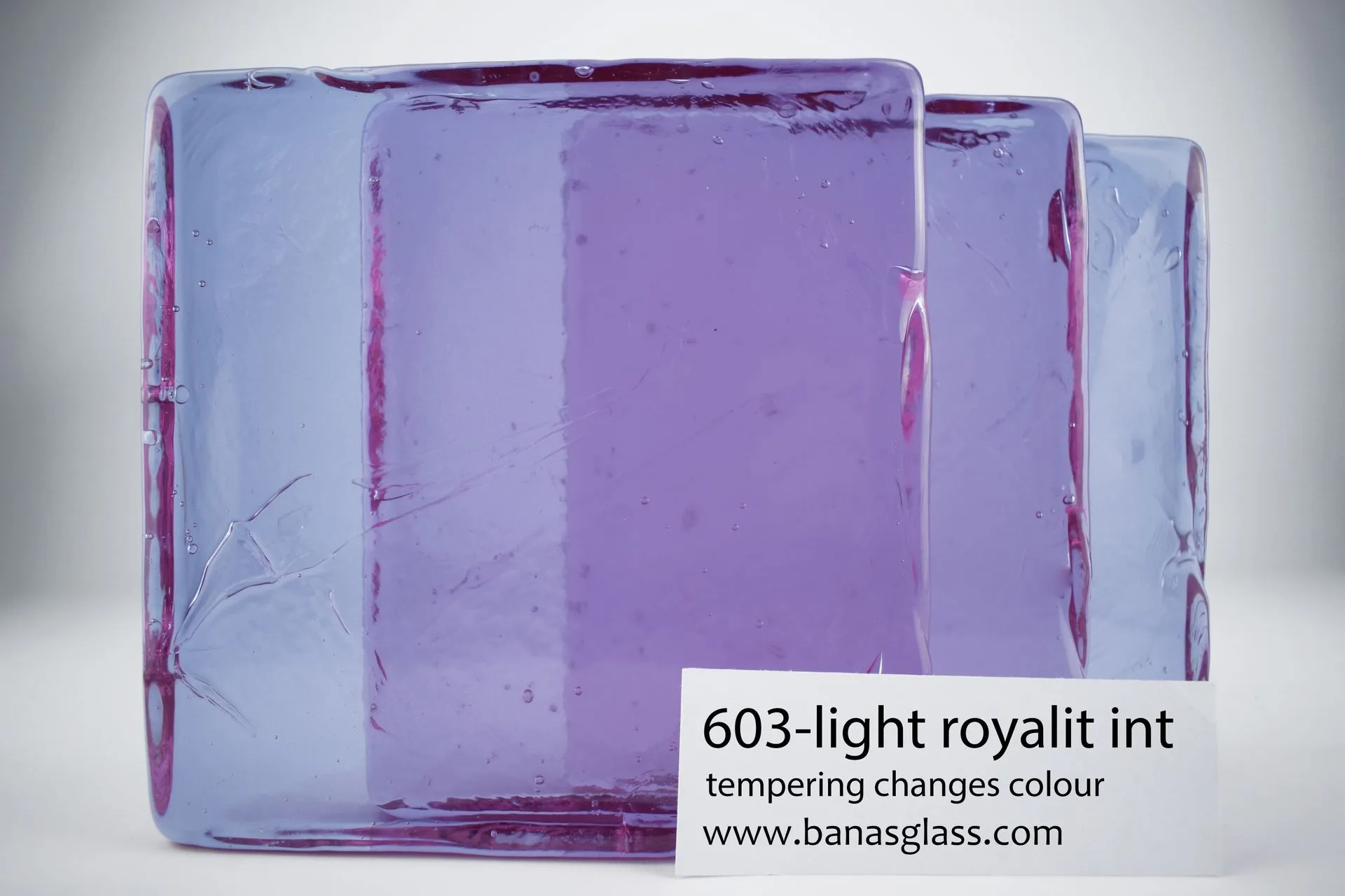 603* - Light Royalit int