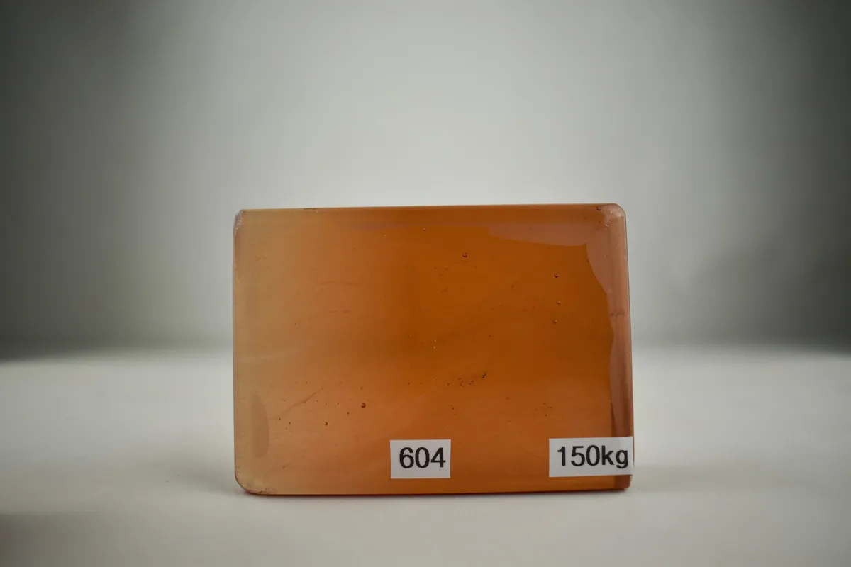 604* - Červená - 4