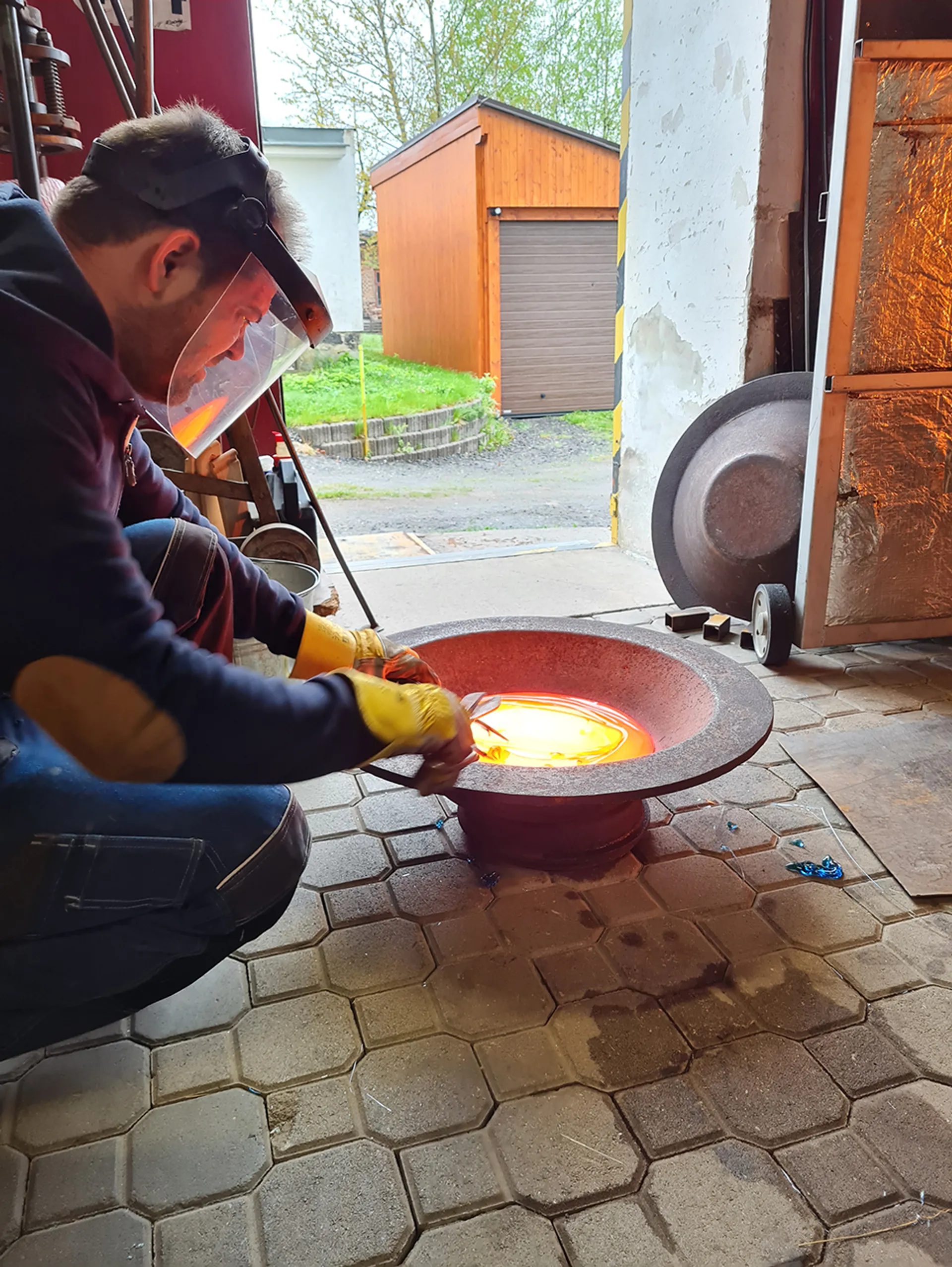 Masivní skleněný talíř - Zvětšeno 10